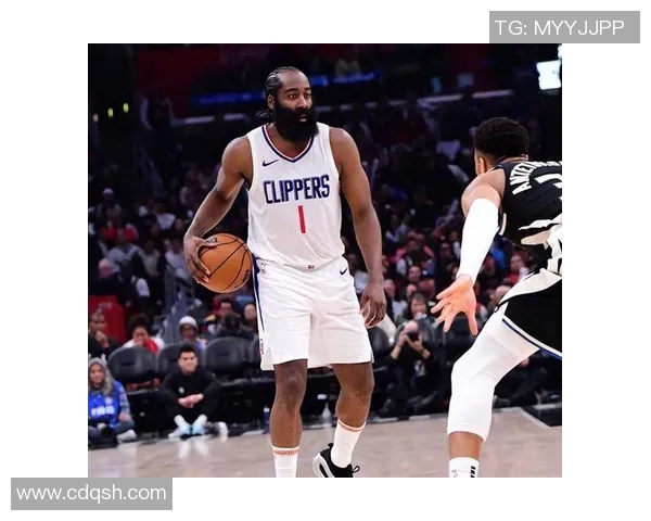 NBA最新排名揭晓！湖人遭遇威胁，四队排名大调整，勇士名次依旧稳固_636