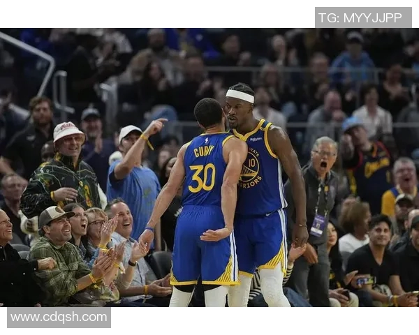 NBA经典对决：火箭VS勇士激情碰撞全程回顾